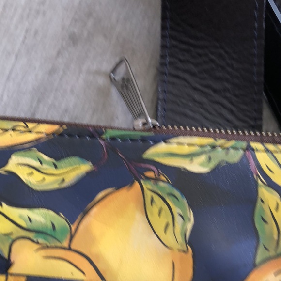 Patricia Nash Stipes Sling Crossbody 100% Leather Positano Limon Print NWOT - Picture 6 of 16